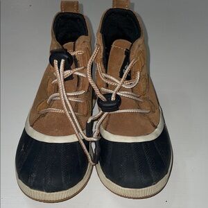 Sorel Out N About 111 Classic Waterproof Duck Boots kids size 2